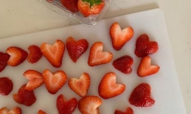 15 Creative Office Valentine's Day Ideas to Boost Coworker's Morale