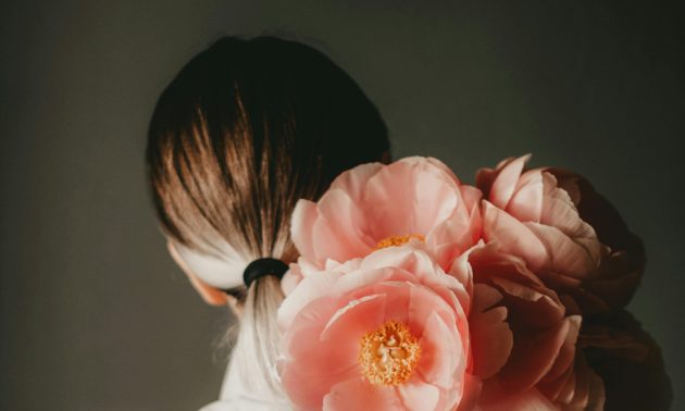 7 Ways to Nurture Your Feminine Energy for Inner Balance