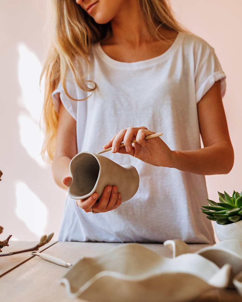 20 Money-Making Hobbies for Women in Their 20s To Try