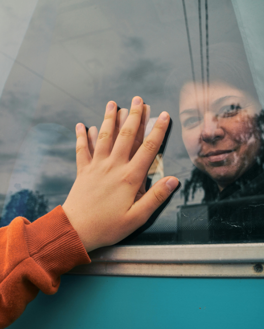 75 Positive Farewell Messages to a Friend Moving Away