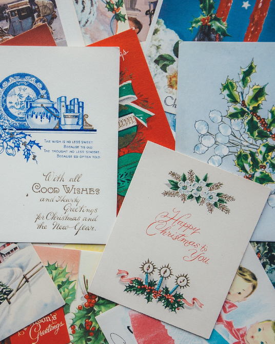 125 Christmas Holiday Greeting Messages for Cards and Captions