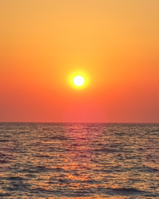 110+ Catchy Sunset Captions For Your Golden-Hour Photo